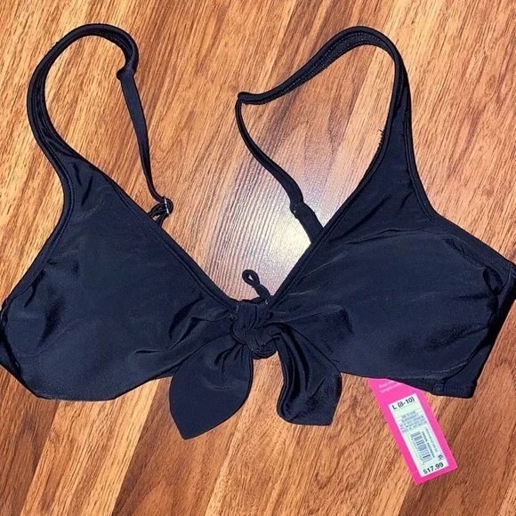 Nwt Xhilaration Black swim top - Picture 1 of 3